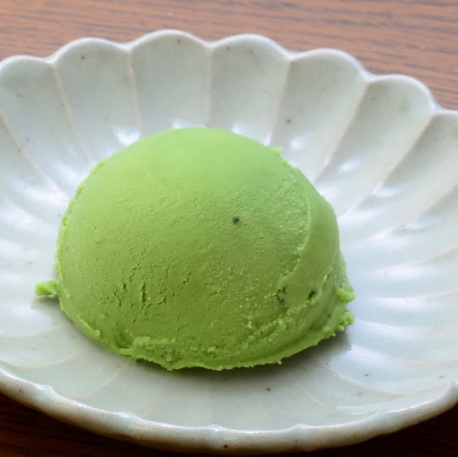 伝統の抹茶あいす